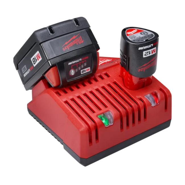 Carregador De Bateria 12V E 18V - Bivolt - Milwaukee - 48-1959 - Imagem 3