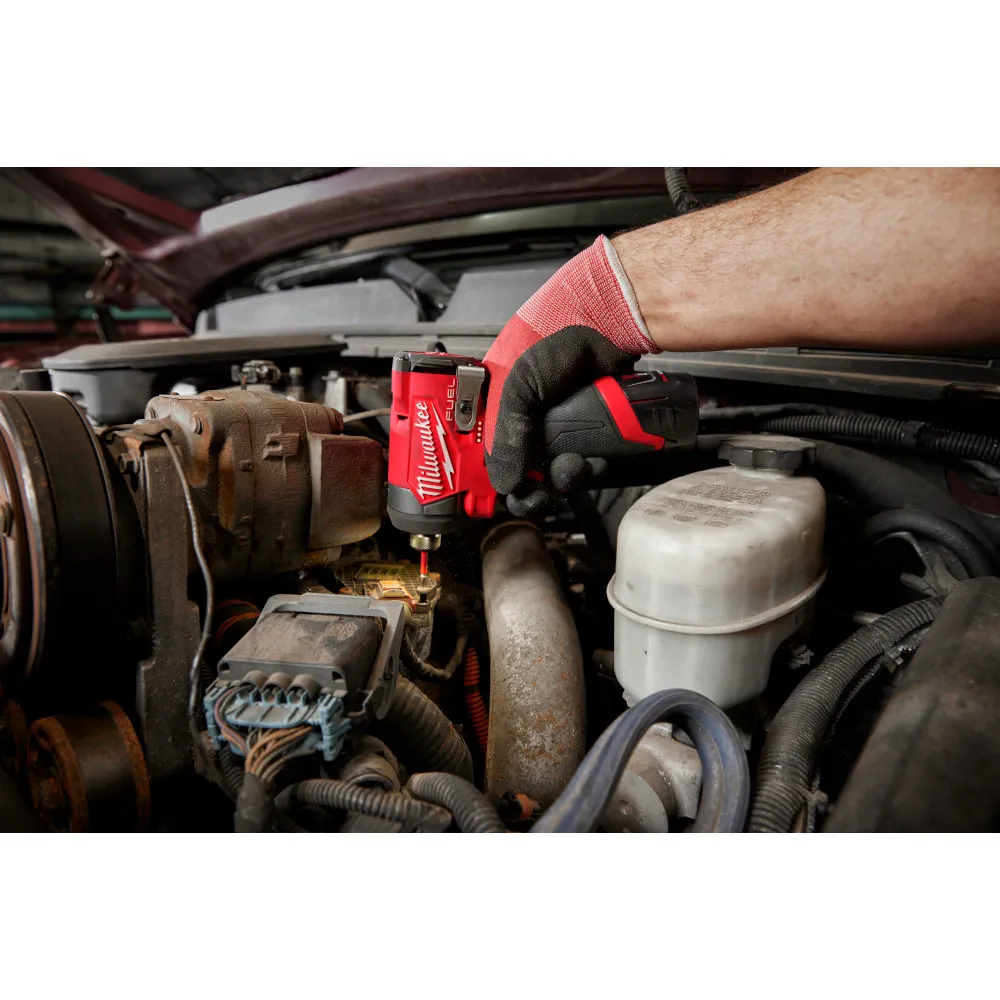 Parafusadeira de Impacto 1/4" - 12V Fuel 3453-159N Com 1 Bateria 1 Carregador Bivolt e Bolsa - Milwaukee - Imagem 16